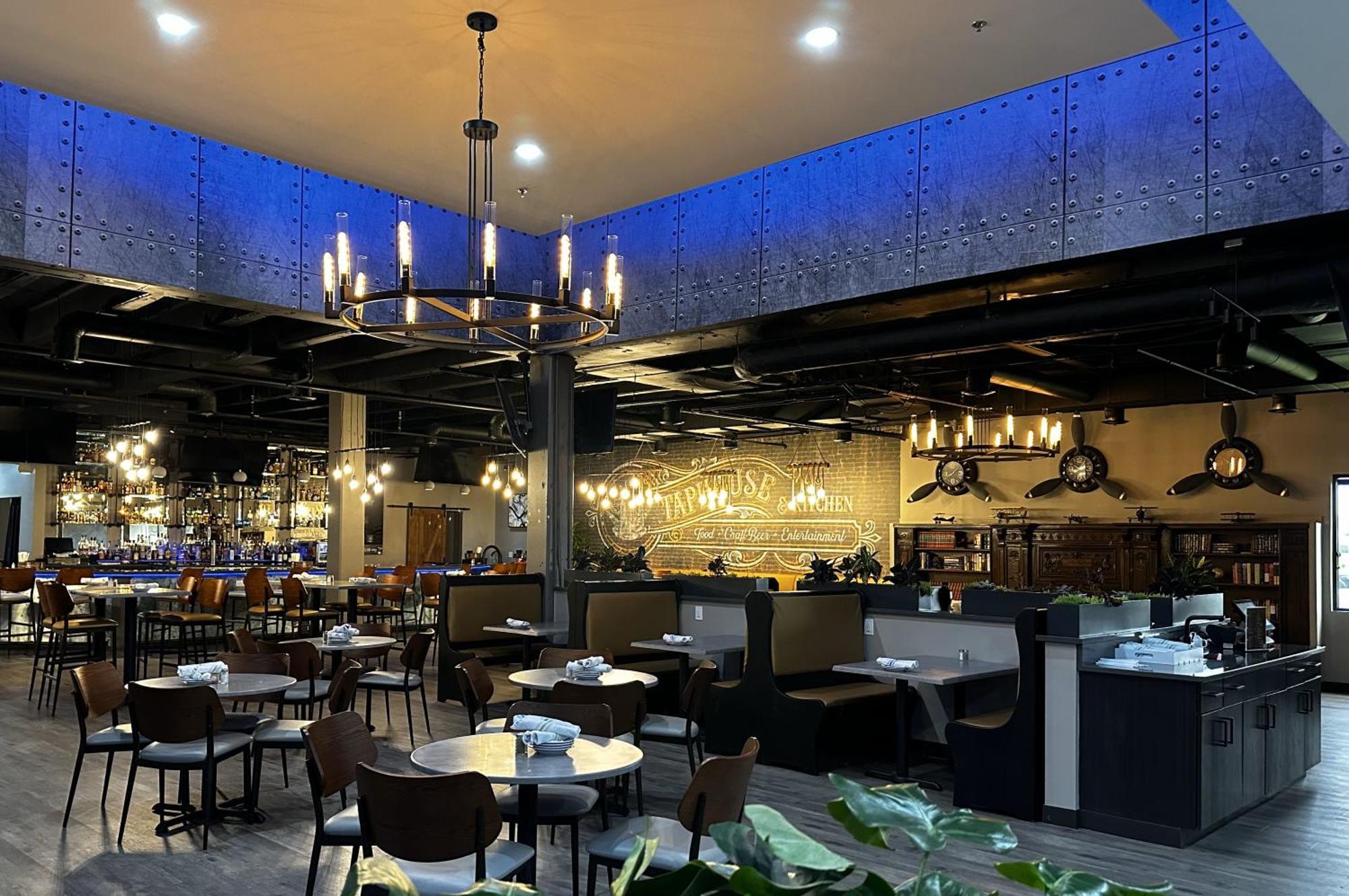 Готель Wyndham Indianapolis Airport Екстер'єр фото