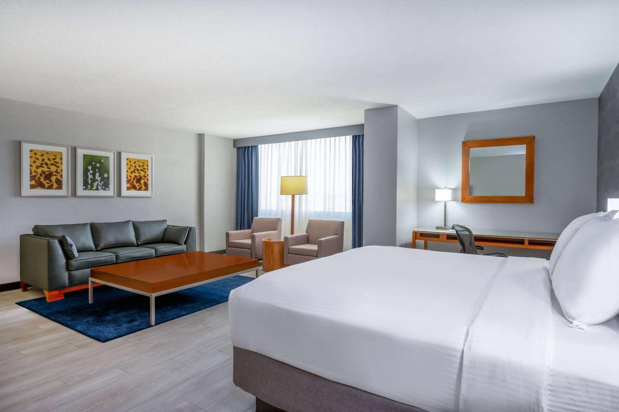 Готель Wyndham Indianapolis Airport Екстер'єр фото