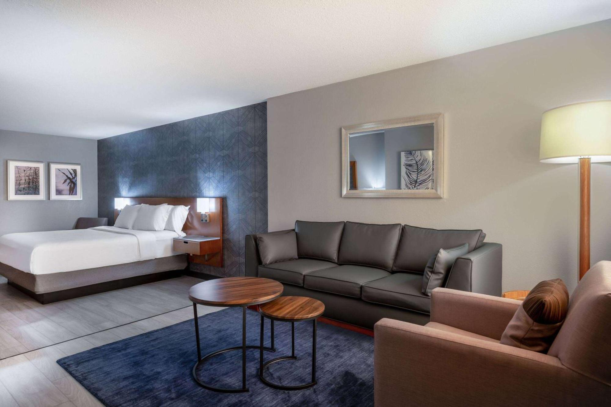 Готель Wyndham Indianapolis Airport Екстер'єр фото