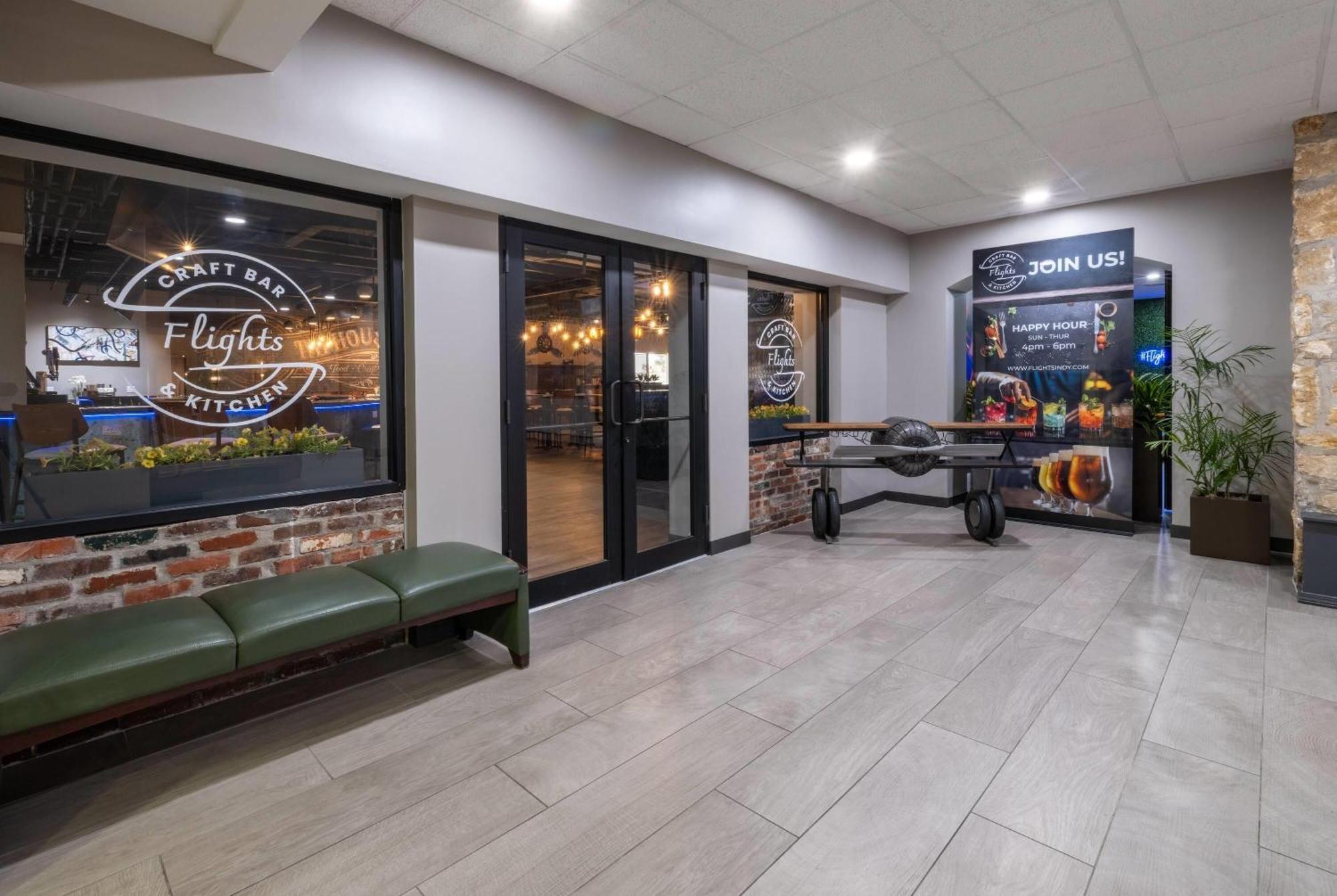 Готель Wyndham Indianapolis Airport Екстер'єр фото