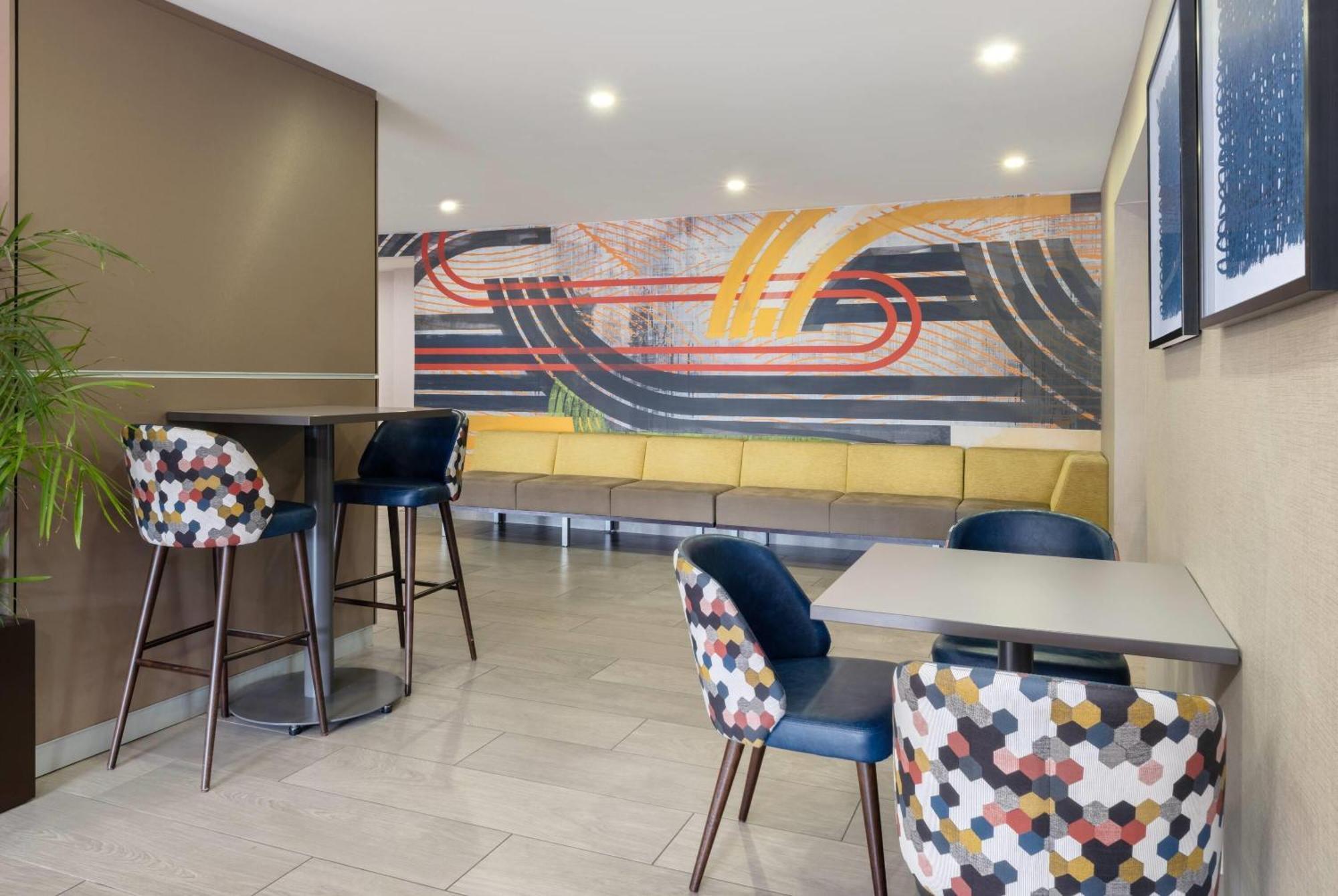 Готель Wyndham Indianapolis Airport Екстер'єр фото